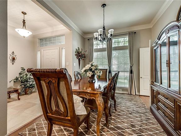 5th image of 213 Sendero Dr