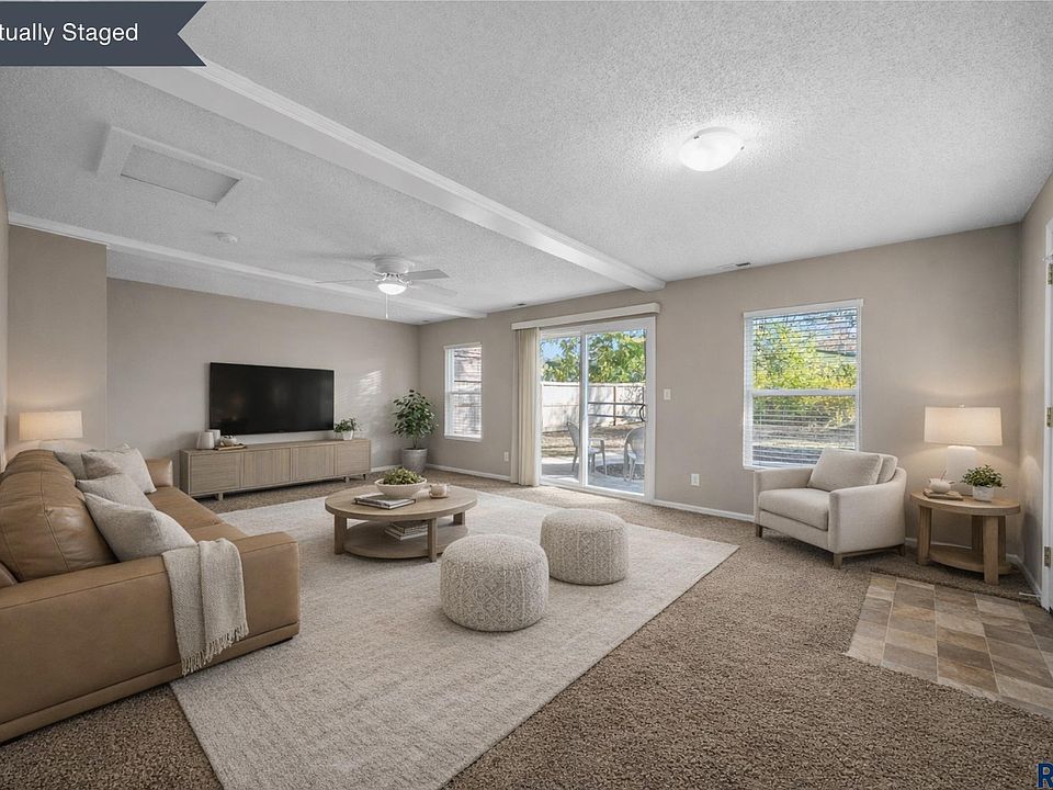 1st image of 708 S Blauvelt Ave