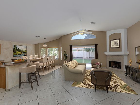 2nd image of 8402 W Paradise Dr