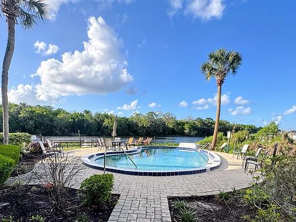 4th image of 2329 River Ridge Rd APT 1