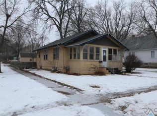 1833 S Spring Ave, Sioux Falls, SD 57105