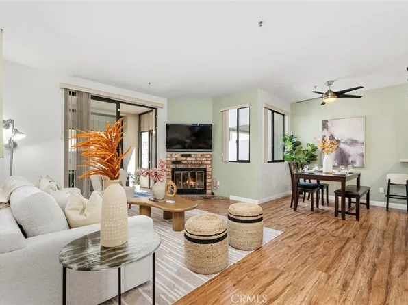 17722 Sergio Cir APT 104, Huntington Beach, CA 92647