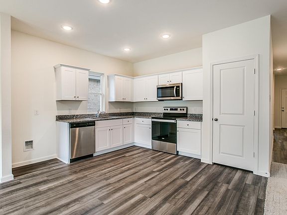 4th image of 10353 Castle Lyons Ln