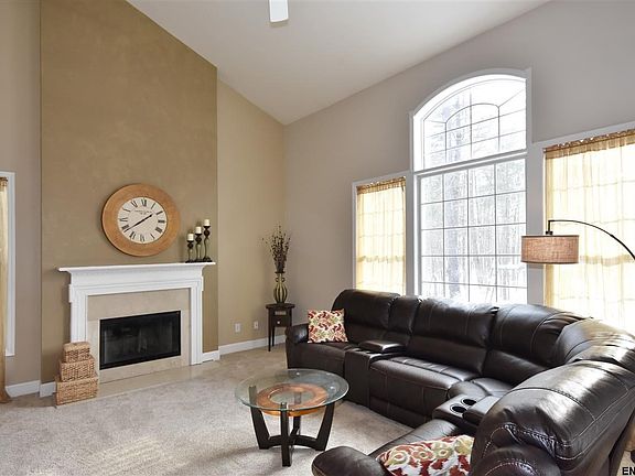 3rd image of 46 Spice Mill Blvd