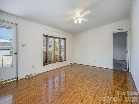 2nd image of 4 N Marjorie Ln
