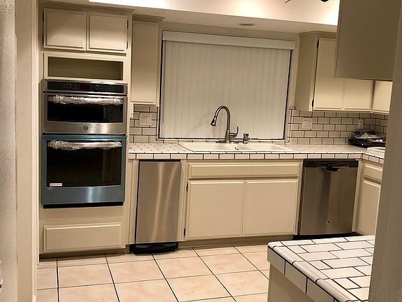 5th image of 13785 White Sail Dr