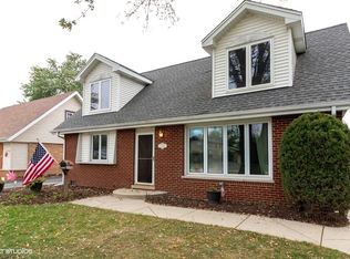 13349 Crestwood Dr, Crestwood, IL 60445