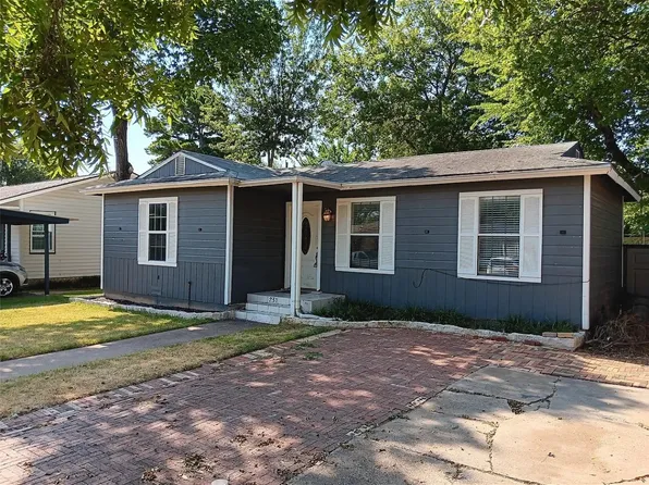 231 Elm St, Hurst, TX 76053