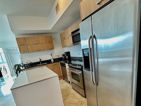 2nd image of 350 Miami Ave #3501