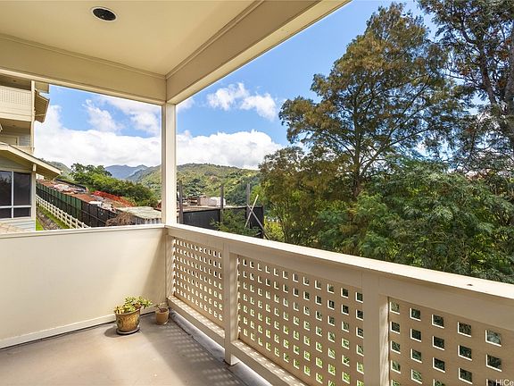 5th image of 1337 Moanalualani Way #11-B