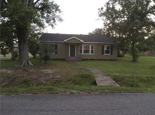705 Mathew St, Sulphur, LA 70663