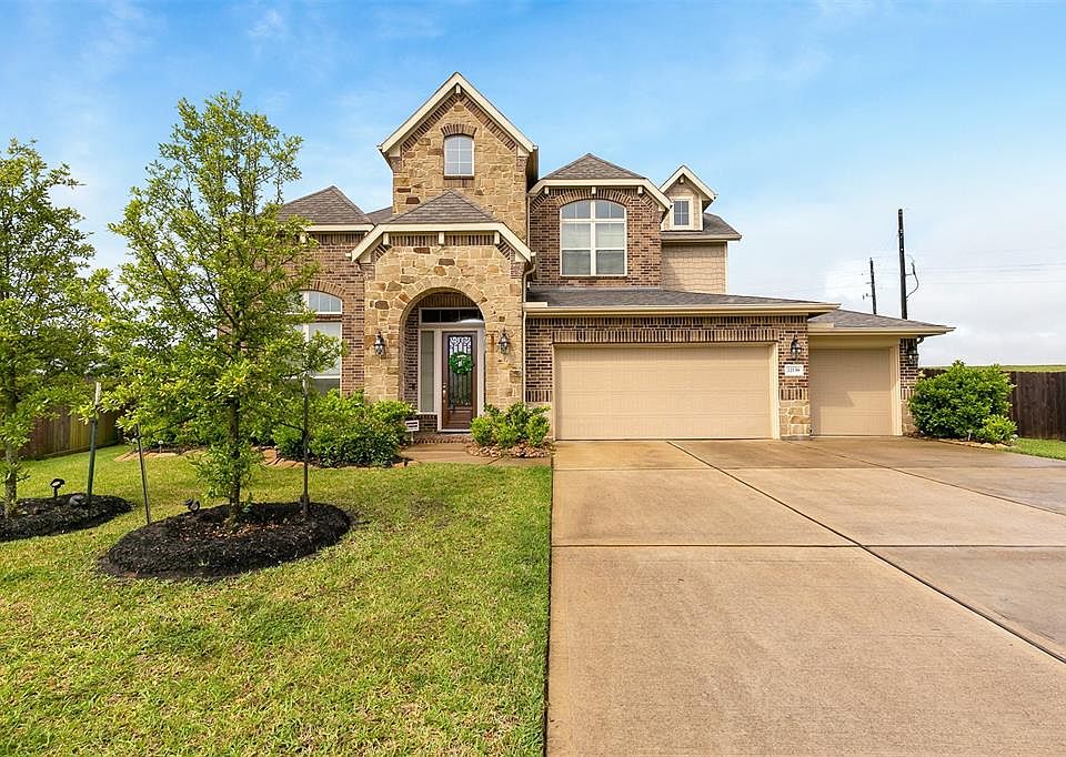 1st image of 22139 Dancing Green Dr