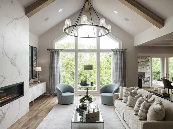 7919 Millridge St, Shawnee, KS 66220