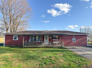 5545 Maple Grove Ave, Blanchester, OH 45107