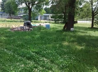 388 E County Line Rd, Bethel Heights, AR 72764