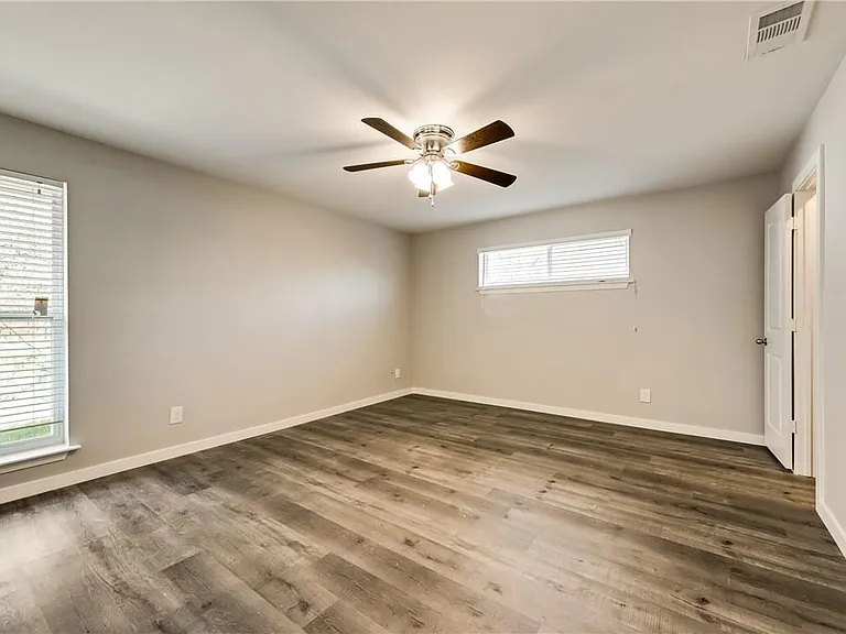 10216 Carry Back Cir — Photo 18