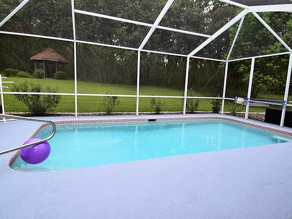 3rd image of 5580 N Oakmont Dr