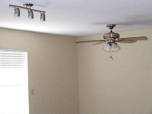 4th image of 102 Kessler Dr