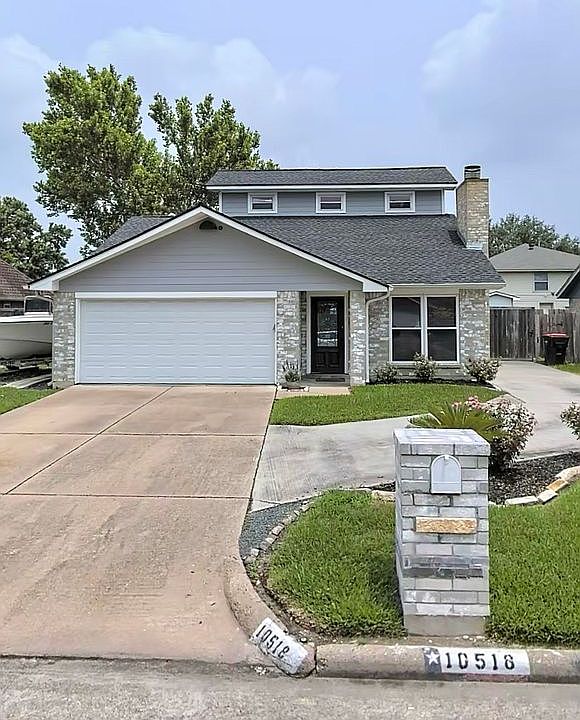 1st image of 10518 Silver Oak Ln