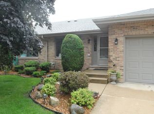805 Cobblestone Ln, Elwood, IL 60421