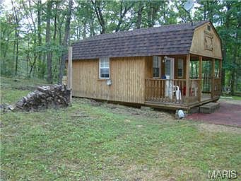 2nd image of 213 Hackberry Dr