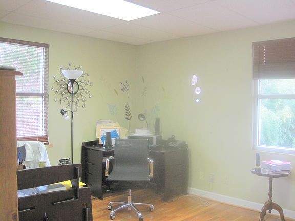 5th image of 3085 Sparta St