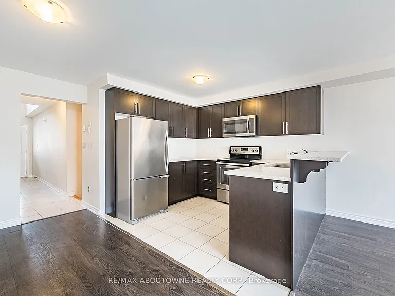 81 Pettitt Dr — Photo 16