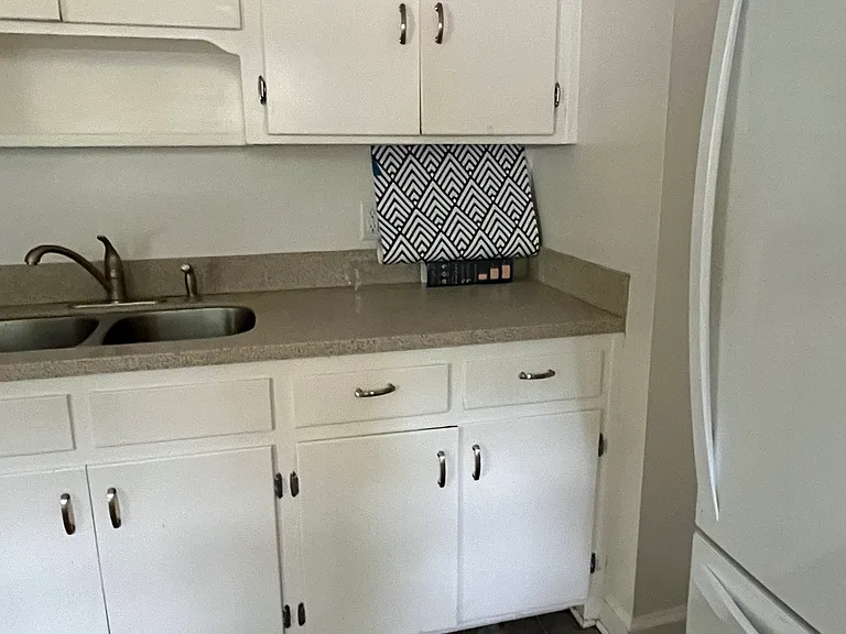 511 Woodland Hills Dr — Photo 2