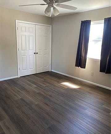2nd image of 209 Meadows Dr