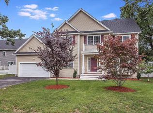 2 Felton St, Woburn, MA 01801