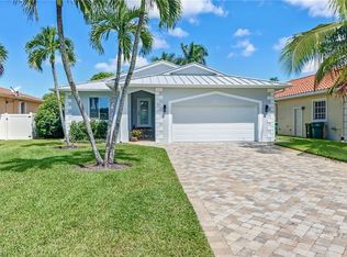 511 99th Ave N, Naples, FL 34108
