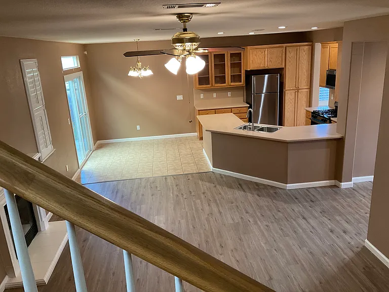 1022 Freedom Dr — Photo 13