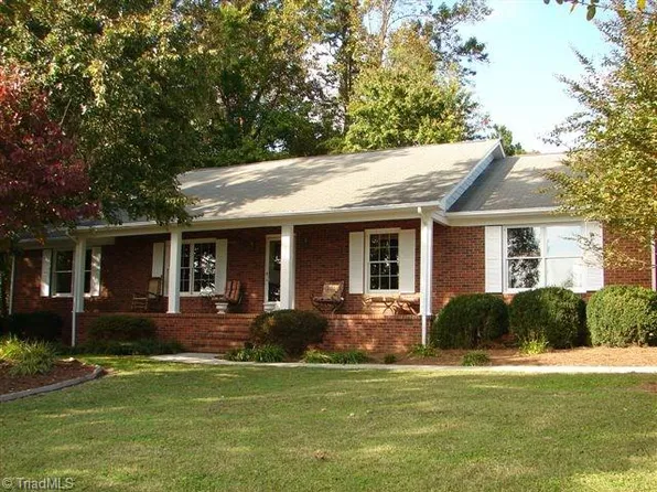 208 State Highway 62 W, Randleman, NC 27317