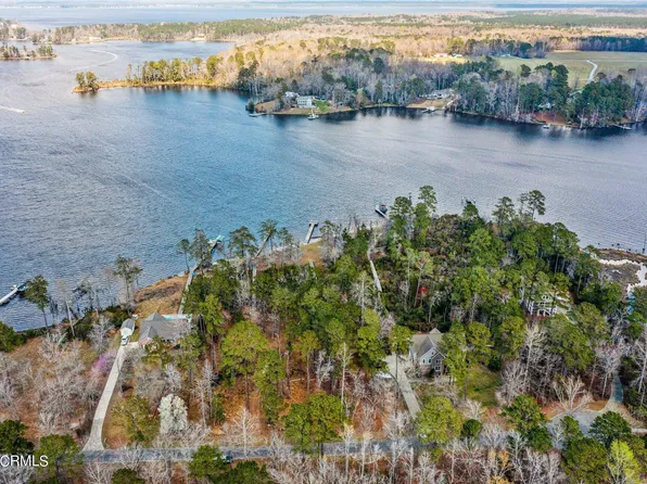 #71 Waters Edge Drive, Chocowinity, NC 27817