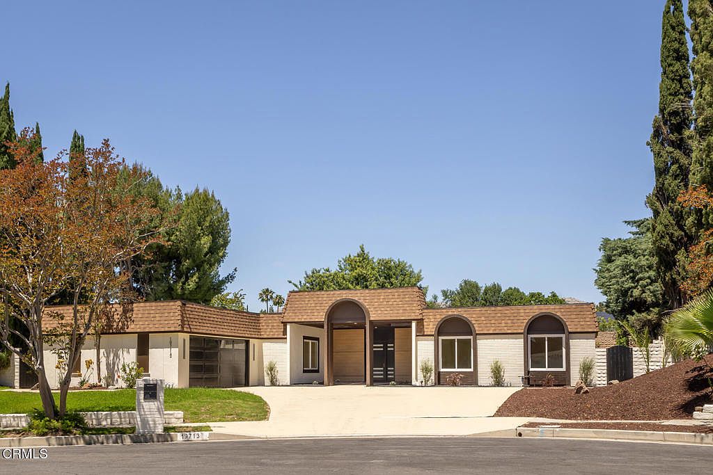 19713 Romar St, Chatsworth, CA 91311 | Zillow