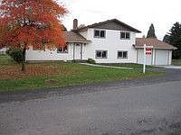 2nd image of 4810 NE 104th St