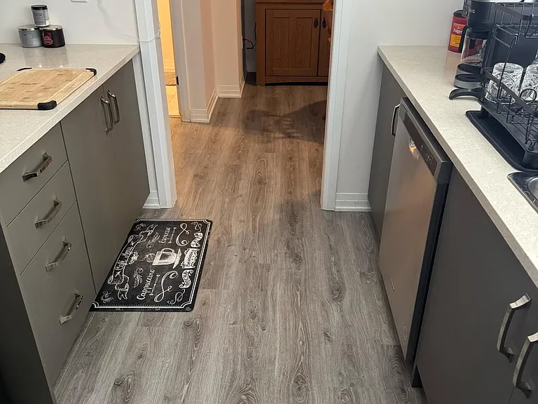 42 Ambereen Pl E — Photo 12