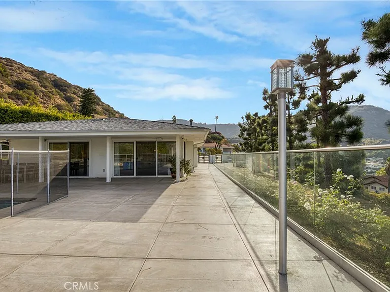 2461 Allanjay Pl — Photo 29
