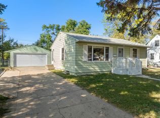 1925 7th St NW, Minot, ND 58703