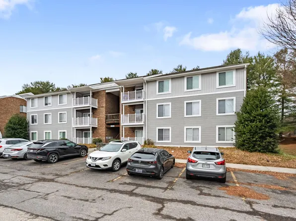 1211 University Ter APT D, Blacksburg, VA 24060