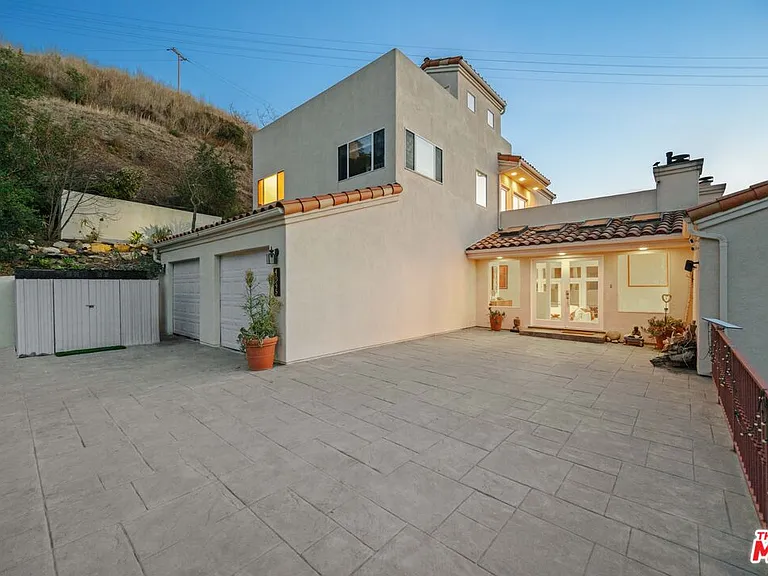 4345 Escondido Trl — Photo 56