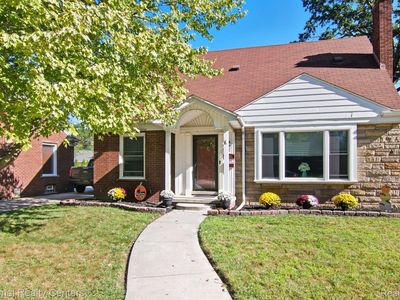 1881 Woodside St, Dearborn, MI, 48124