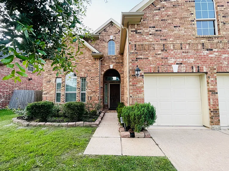 7607 Timberside Dr — Photo 3