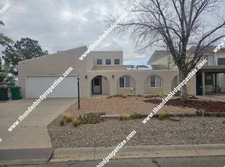 606 Lakeview Cir SE, Rio Rancho, NM 87124