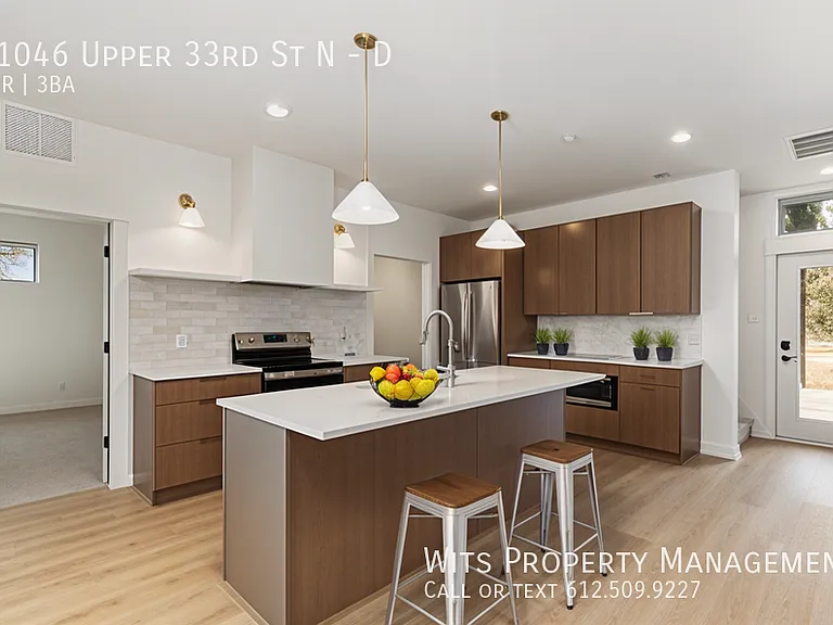 11046 Upper 33rd St N #D — Photo 4