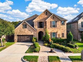 2705 Sky Ridge Rd, Arlington, TX 76001