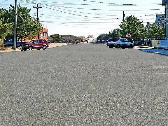 3rd image of 500 S Beach Ave