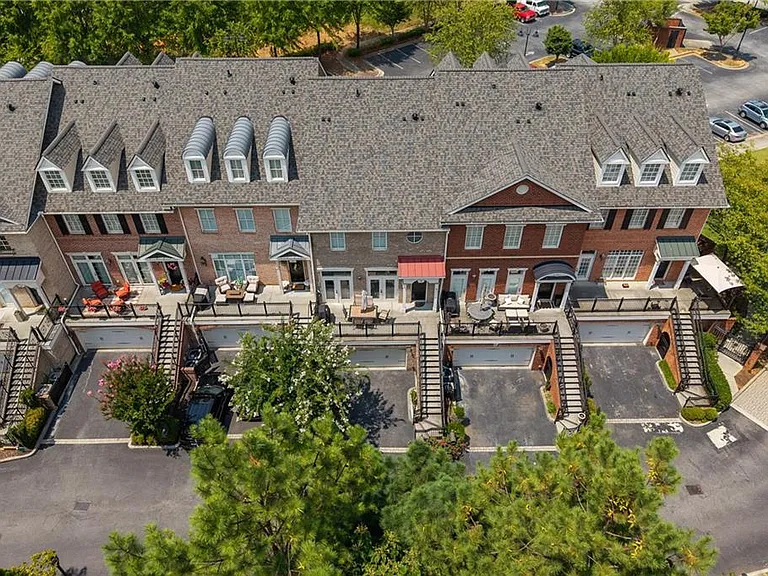 22 Buford Village Walk — Photo 28