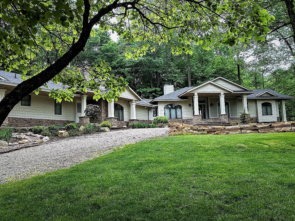 5735 Brookwood Rd photo 1