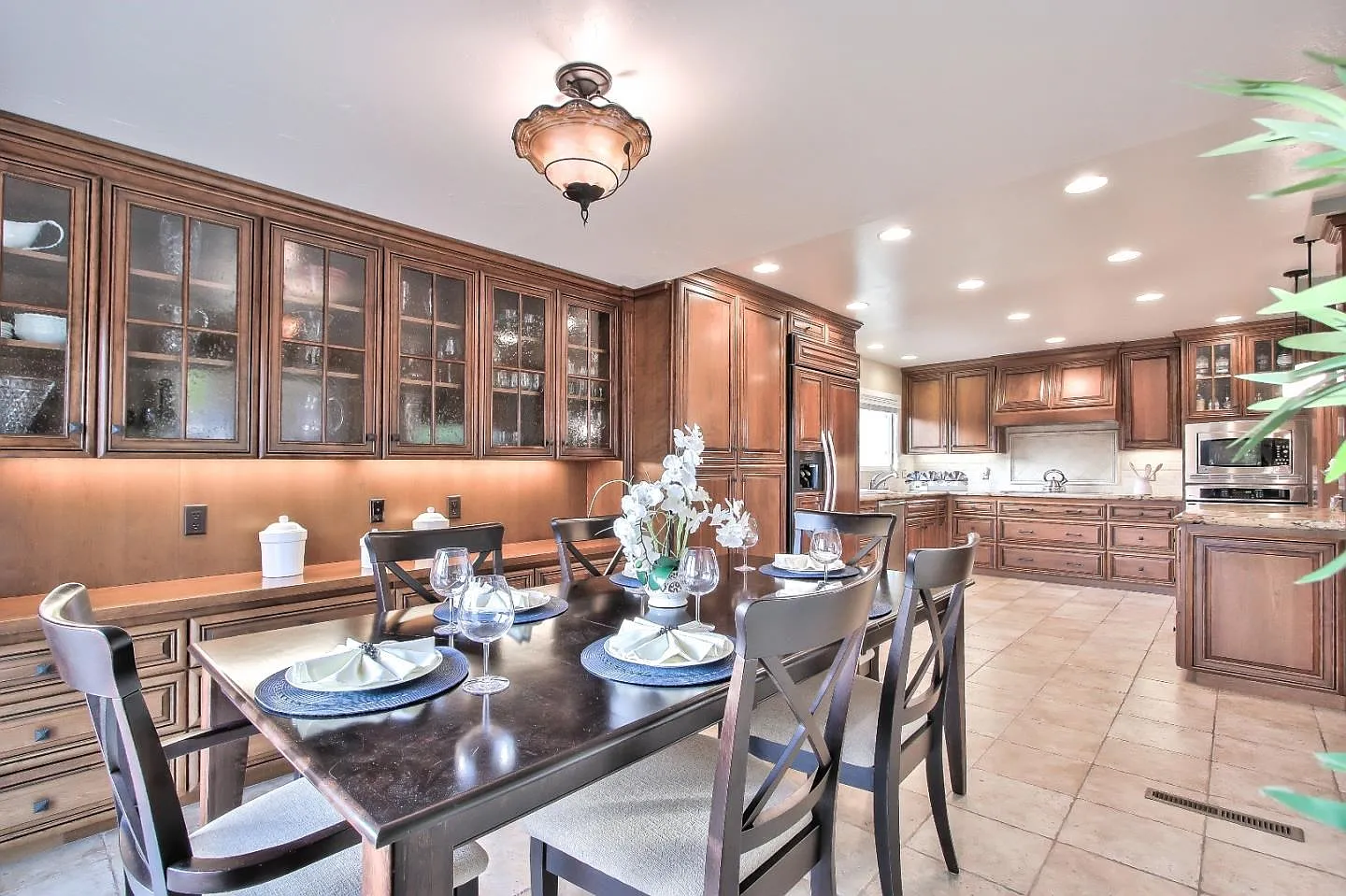 16520 Oak View Cir photo 1